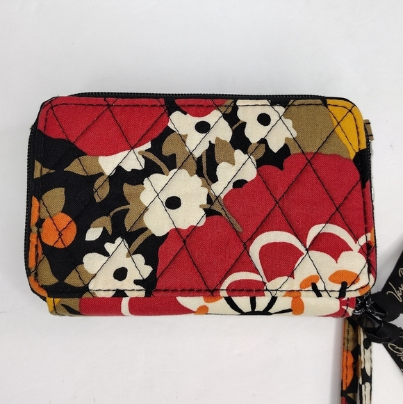 Vera Bradley Floral Boho Quilted Wallet - Picture 3 of 10